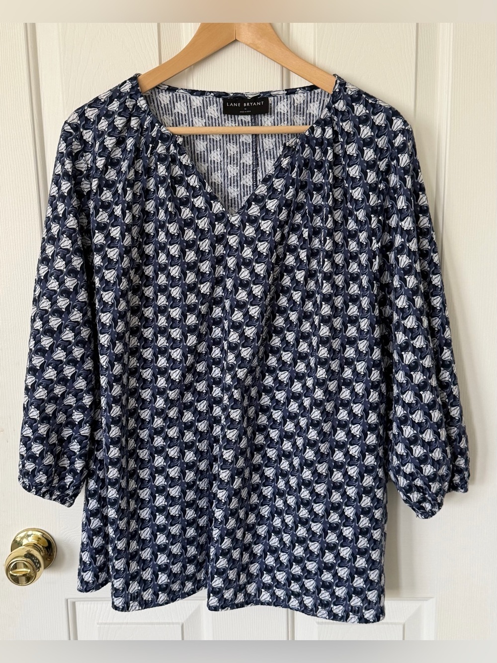 Lane Bryant Navy & White Geometric V-Neck Blouse